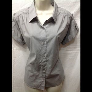Victoria's Secret Tops - Women's size 12 VICTORIA'S SECRET button-down top Victoria's Secret Tops - Women's size 12 VICTORIA'S SECRET button-down top